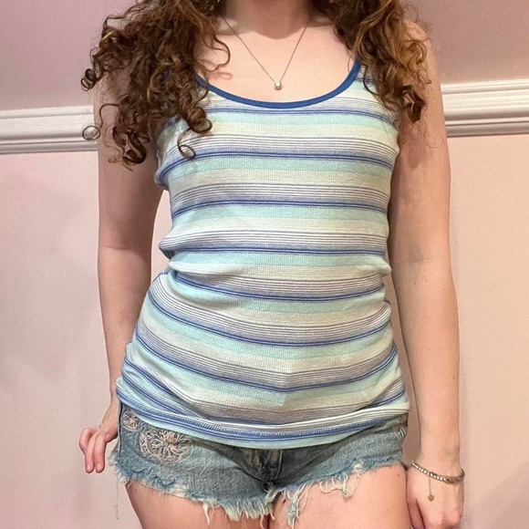 Vintage Tops - 🧁y2k blue striped tank large